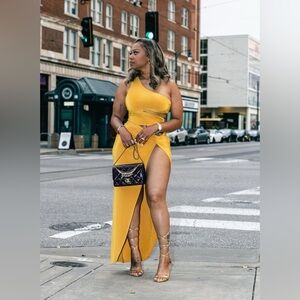 Jlux label dress , worn once. Size large